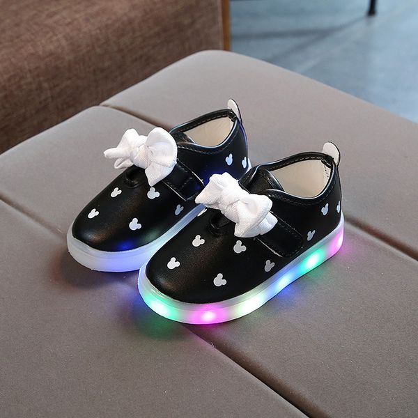 light shoes for baby girl