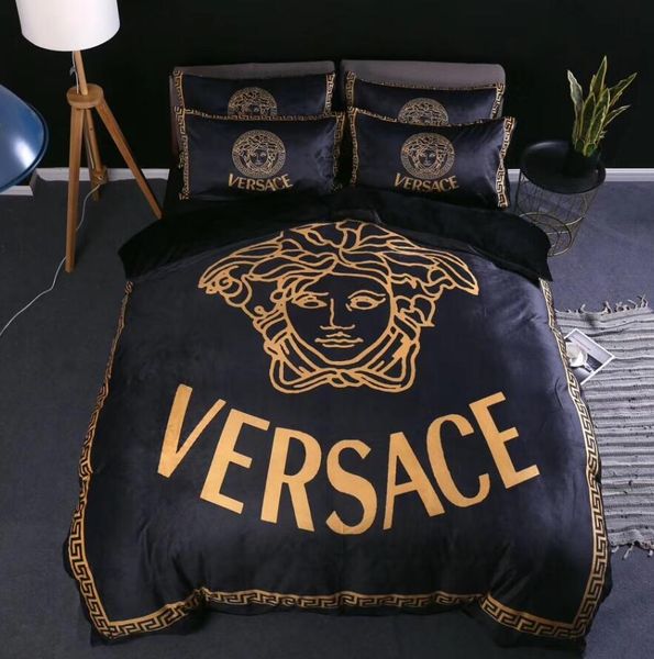 

designer bedding chic brand bedding warm letter printing quilt fashion warm bedroom cotton family bed suit quilt cover