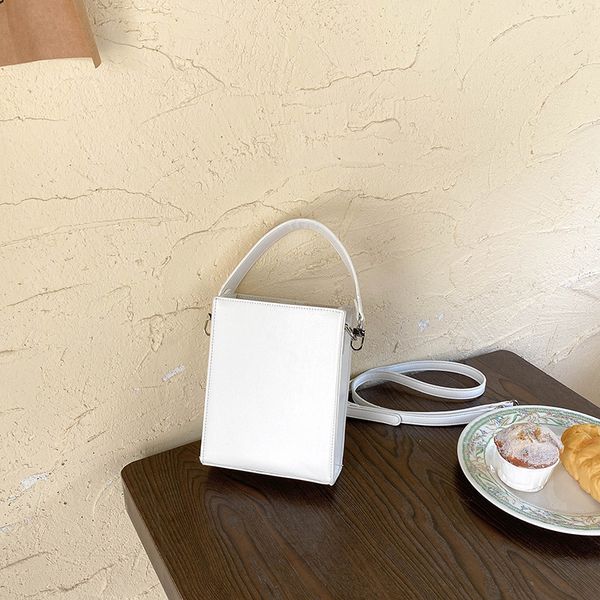 

2020 bag women's summer new shoulder/crossbody bag retro square sling handbag