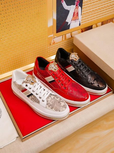 

2019l new men's tide shoes, casual sports, versatile leather low-shoes, original packaging shoe box delivery 38-44, Black