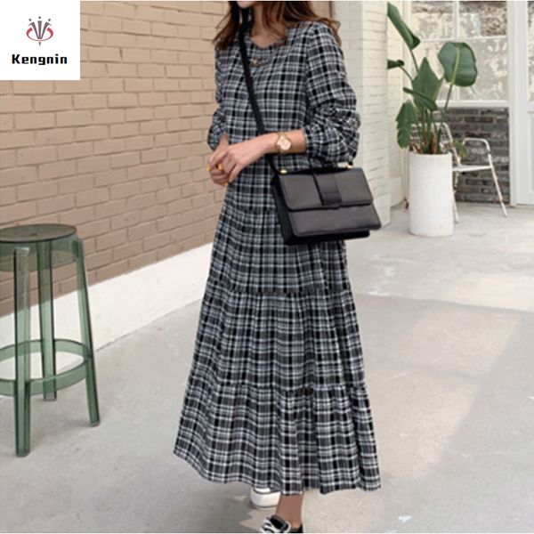 

new plus size 5xl women o-neck dress 2020 autumn winter long sleeve vestidos european style plaid black dress brand loose robe, Black;gray