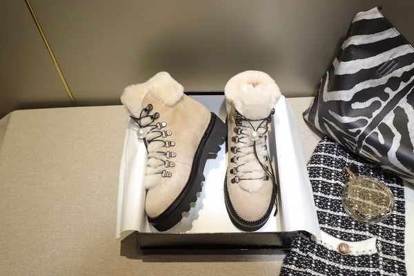 

2019w новая мода высокого верха нескользящие ботинки хлопка ботинок зимы женщин плюс бархат снегоступы женский мех один, оригинальная упаков