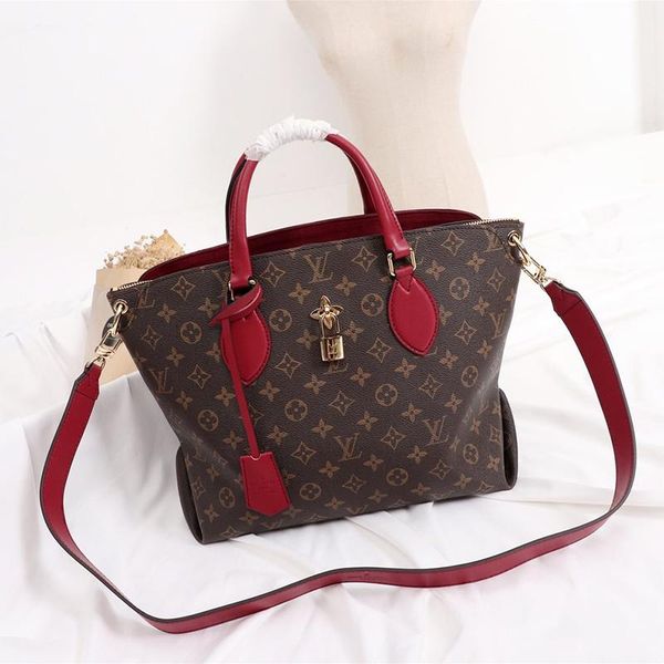 

2021 womens bag leather shoulder crossbody handbags new arrival handle totes messenger bags designer luxury crossbody bags