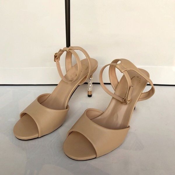 

7)2020 summer new pearl sandals four pearl combination stiletto heel temperament lady style designer design, Black
