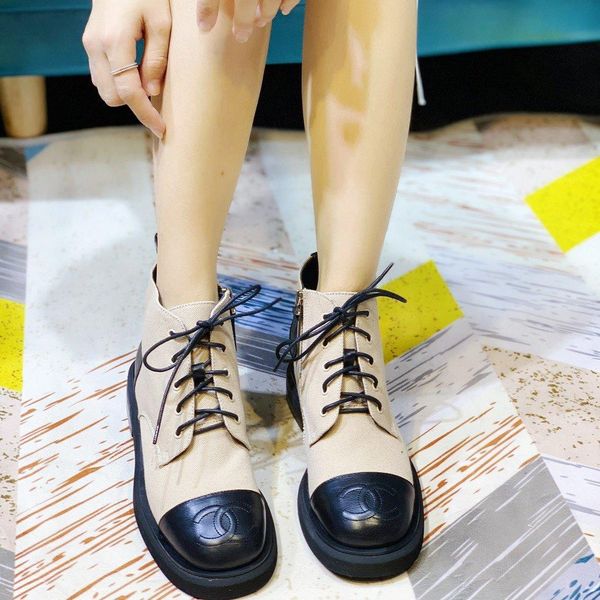 

2020i leather fashion women's spring and autumn new martin boots thick boots round head high to help women's boots
