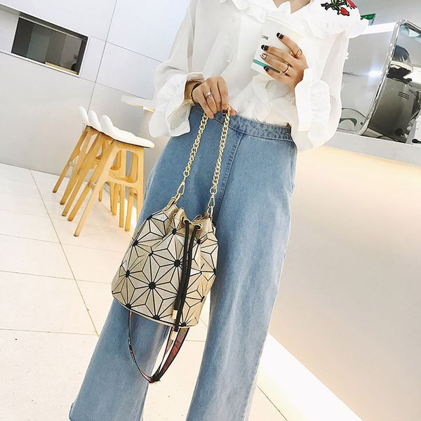 

latest bucket bag handbag purse geometric handbags plaid chain shoulder crossbody bags laser diamond bag designer backpack, Silver