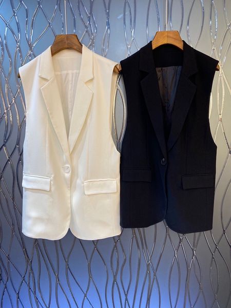 

2020 spring and summer new women's lapel symmetrical pocket decorative sleeveless all-match vest 714, Black;white