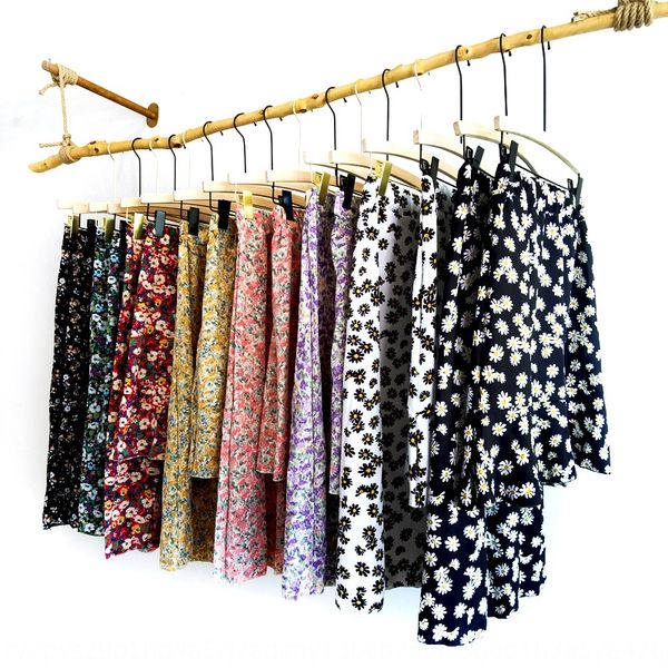 

floral subnet red wide leg pants tiktok style spring and summer female fairy skirt daisy short wide-leg pants half-length skirt, Black