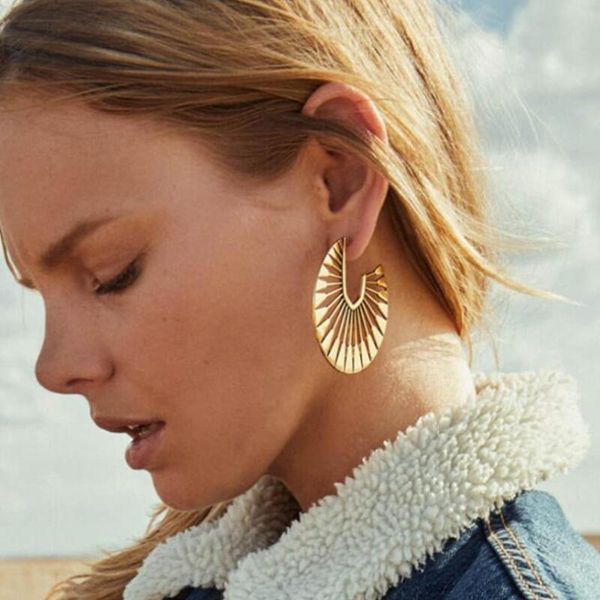 

designer earrings clssical gold semicircle stud earrings for women fashion hollow geometric metal alloy earrings party jewelry gift 9735, Silver