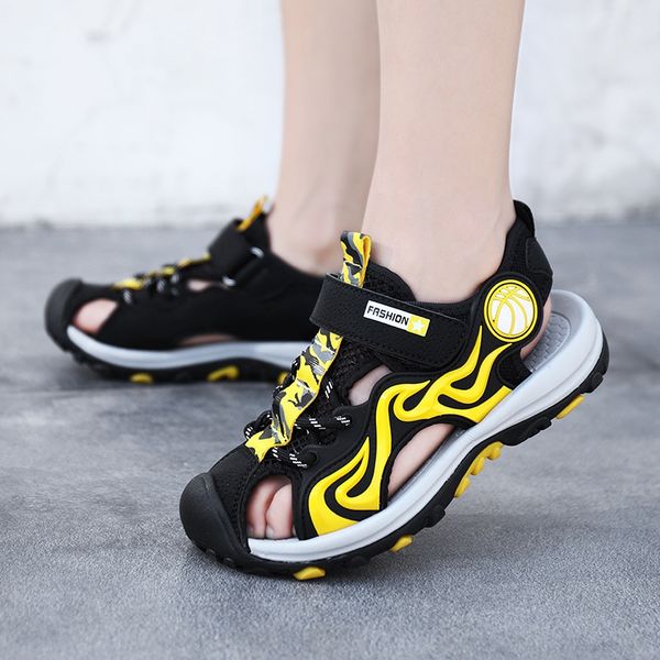 

rqbuo boys' baotou middle and large sandals children's shoes sandals anti-skid soft sole boys' children's shoes summer f, Black;red