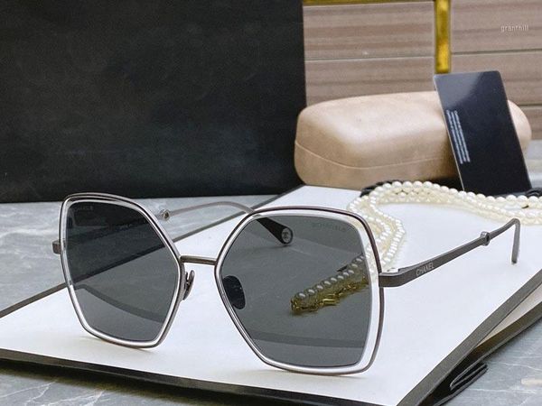 

fashion square sunglasses 4262 size:59-14-145 couple models from men classic uv protection round frame classic1, White;black