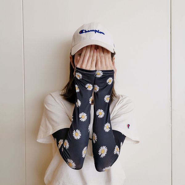 

2020 yuya summer silk sunscreen arm daisy fashionable sunscreen for ice sleeve ice sleeve women, Black