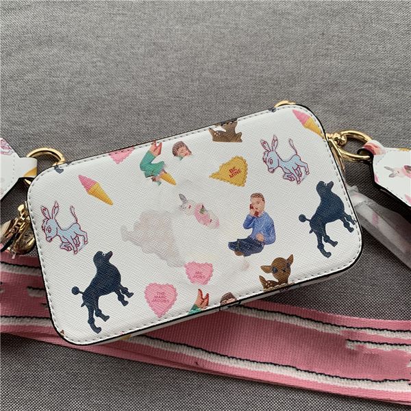 

2020 new camera bag with double zipper and wide shoulder strap