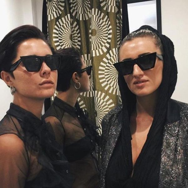 

classic vintage square sunglasses woman siamese oversized sunglasses woman/men retro lentes de sol mujer #yj, White;black