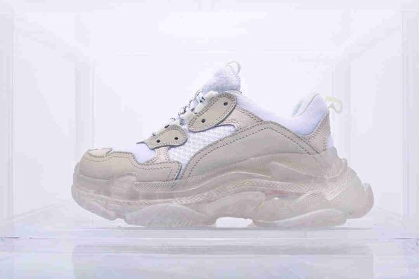 

2020 european and american fashion triple s comfortable, breathable, non-slip wear-resistant men's and women's shoes 15587667h, Black