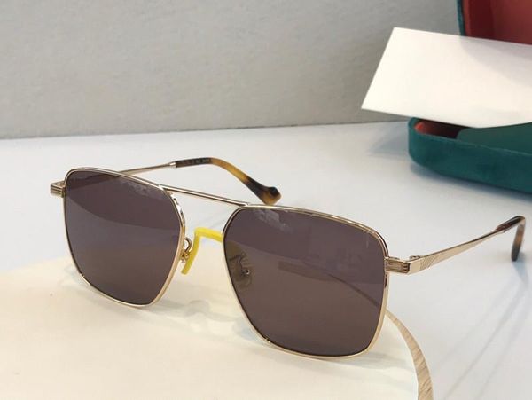 

0743 новых людей солнцезащитных очков продажи популярной модели eyewear простой защиты стиль uv400 с футляром 0743s пилотом моды квадратной, White;black