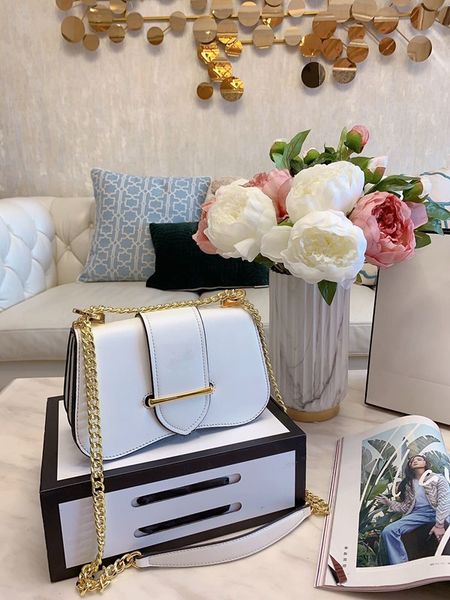 

женщины 2020 новых моды кожаных сумок для женщин простого и универсальных одно плеча крестого тела текстуры цепи мешков миноритарной