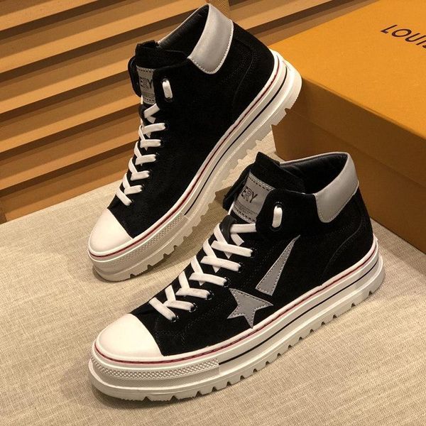 

2020r fashion limited edition letter leather men's shoes, high-casual sports shoes, fashion wild men's booties, original box d