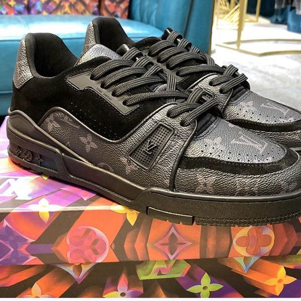 

082 the high-quality men's casual sports shoes and outdoor casual shoes of the new brand designer, the original box size is 38-45, Black