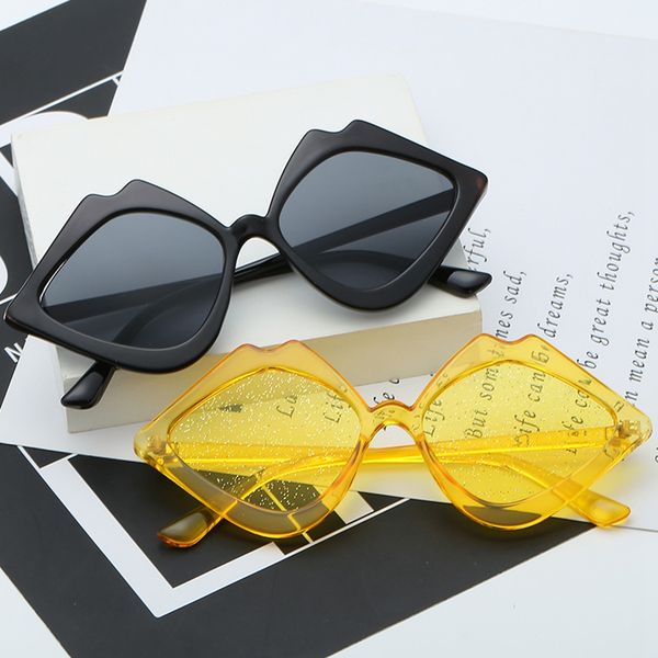 

sexy lips shaped солнцезащитные очки женщины vintage хиппи красный розовый вс моды марка большой кадр sunglass женские очки, White;black