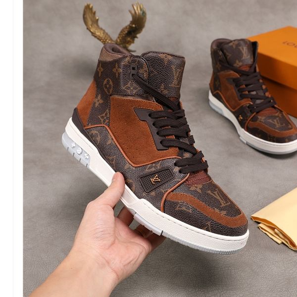 

25 men's designer casual sports shoes, luxury trendy travel casual shoes, sports shoes. fast delivery in original box packaging, Black