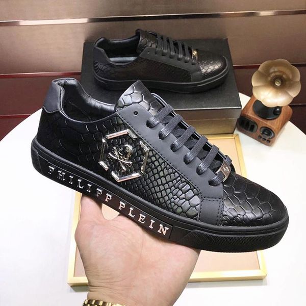 

mens shoes sneakers sports board fashion luxury casual sneakers breathable recreational men shoes casual lo -sneakers studs q22 zapatos