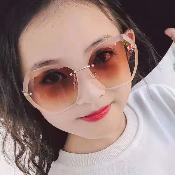 

2020 новых алмазные подрезками детских glassesdiamond бескаркасных детских солнцезащитных очков ребенок мода персонализированных очки 603, Blue
