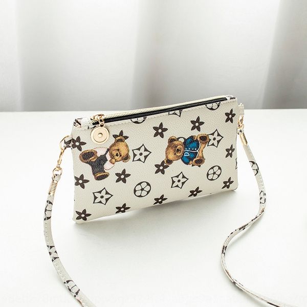 

2020 shoulder fashion embroidered women's diagonal small bag season new change women's shoulder bag