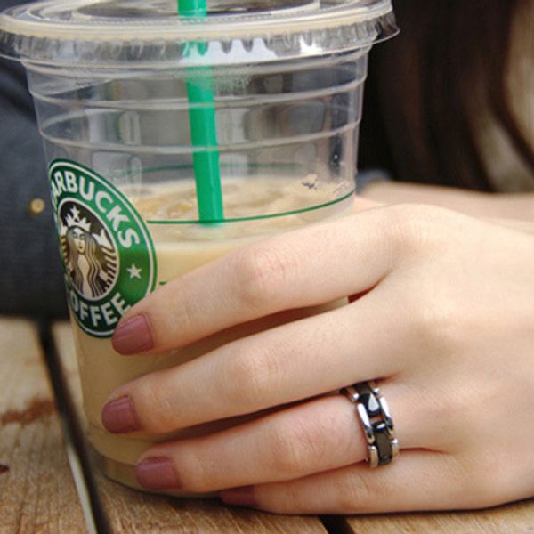 

ceramic ring ultra rings black & white ceramic women wedding party rings young&unique&distinctive ring