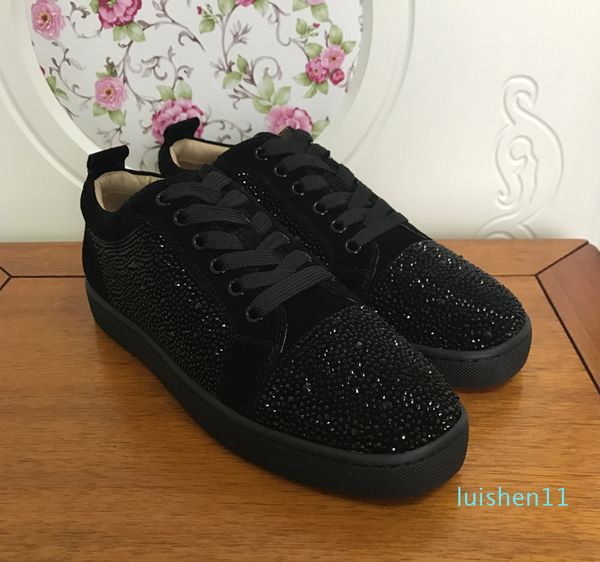 

2020 fashion designer luxury men casual shoes rhinestone suede low lace-up male sneakers outdoor party comfortable shoes l11, Black