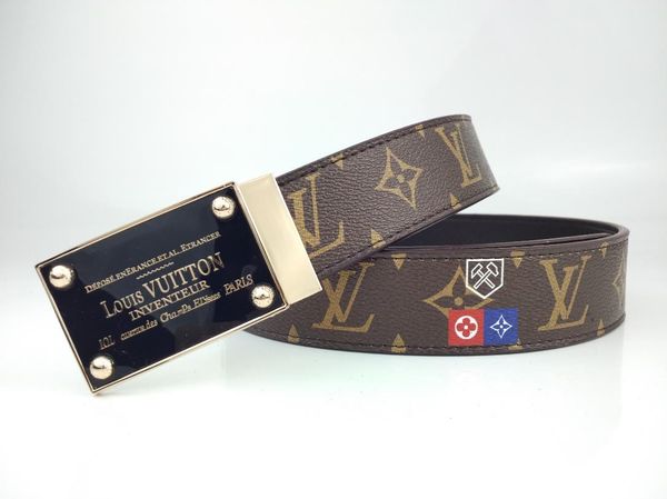 

оптовая 2020 новой популярные модных металлических отражающих пряжки ремня мода, кожа высокого качества, напечатанные персонализированных ре, Blue;gray