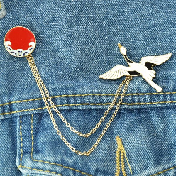 

new chinese style chain brooch xiangyun animal crane cartoon creative enamel pins fashion jewelry gift for women girls lapel denim badge, Gray