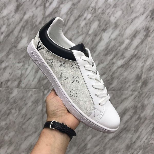 

new1 luxury high-end men's casual shoes fashion wild sports shoes comfortable business men's shoes original box packaging zapatos, Black