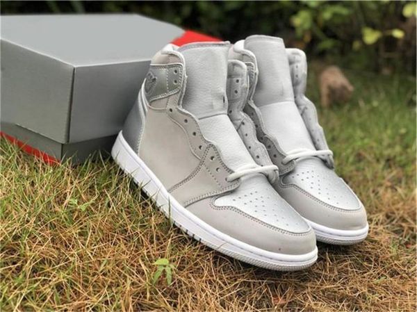 

2020 new 1 high og japan 2001 co.jp basketball shoes neutral grey white metallic silver 1s outdoor shoes size 40-47 0q0, Black