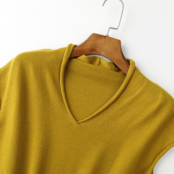 

women's t- 2020 women's korean style v-neck fashion loose slimming new t- shirt ice silk knitted shirt, White