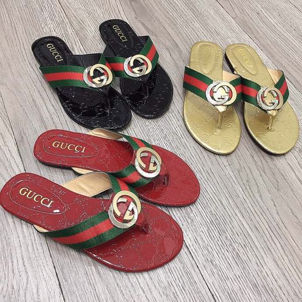 

factory direct sale of women slippers with good quality flat shoes women flip-flops, White;black