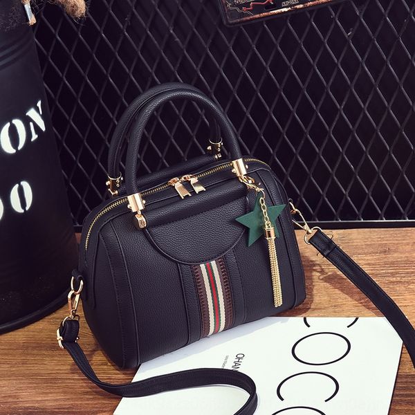 

2020 hand satchel satchel korean new style contrast color hand middle-aged women's boston pillow bag shoulder messenger bag, White