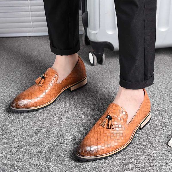 

men shoes breathable comfortable men loafers tassel weave men's flats formal business casual shoes moccasins, Black