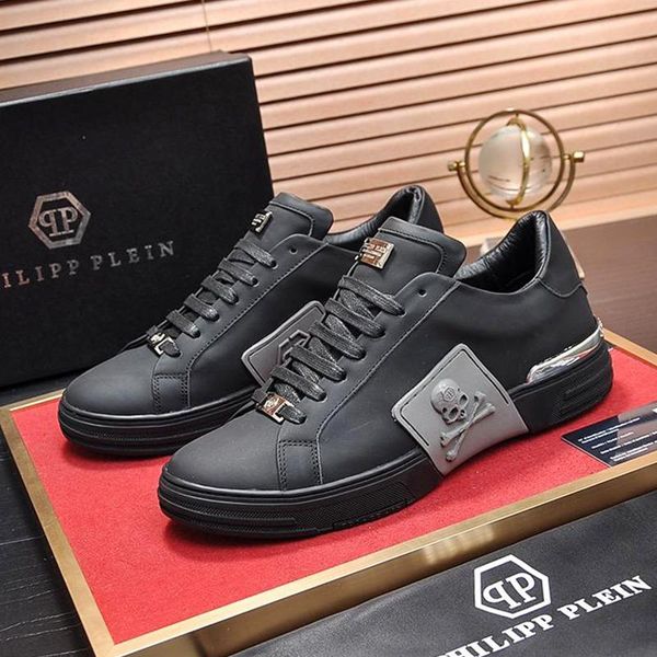 

новые люкс мужская обувь footwears повседневная кроссовки vintage low top lace -до мужской спорт комфортные бег черный и белый спортивная об