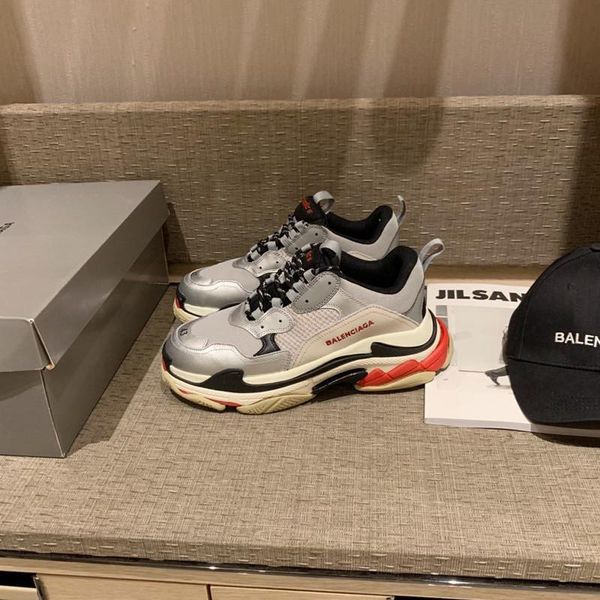 

318designer to create casual and comfortable all-match sports shoes, travel shoes outsole non-slip design with original box delivery, Black