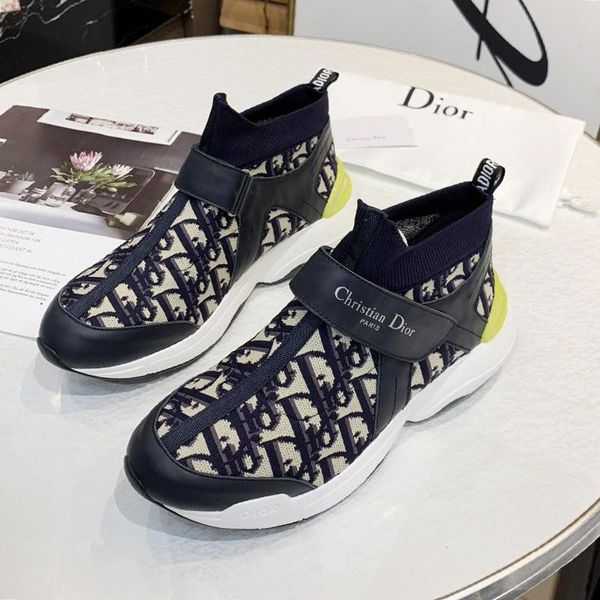 

drop ship men 's shoes lightweight autumn and winter shoes fashion slip -on sneakers hook &loop vintage men shoes scarpe sportive da u, Black