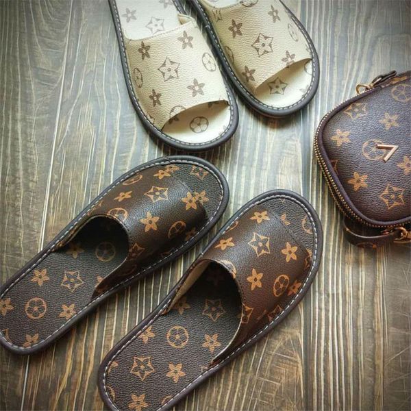 

2020 designer sandals pu leather slipper brand slides for women men summer shoes classic flat sandals flip flop beach bath slipper d72809, Black;grey