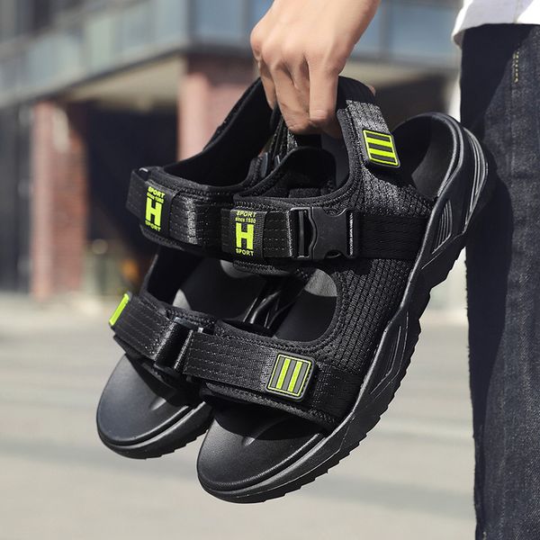 

sneakers men's casual shoes fashion male shoes comfortable sneakers outdoor leisure beach men sandals 2020 flat cool, Black