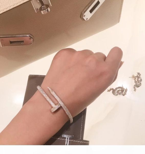 

2019 latest model women's wire bracelets bangles elegant glamorous stylish full diamondnail shape, Black