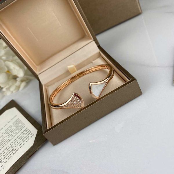 

designer bracelet classic sector bracelet with diamond little skirt zircon bracelet spring opening bangle bracelets jewelry gifts 3 colors, Black