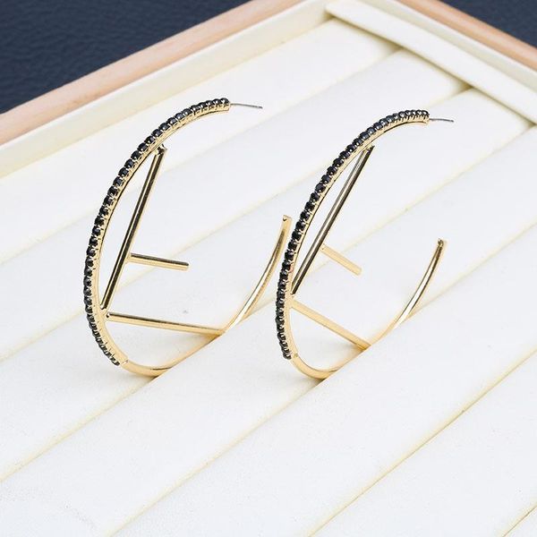 

2020 new european and american big creative letter f earrings creative retro simple exaggerated personality circle earrings, Golden;silver