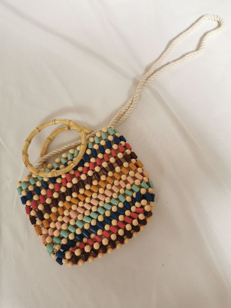 

2020 summer new style european and american style female fashion female bag shape portable woven wooden bead bag