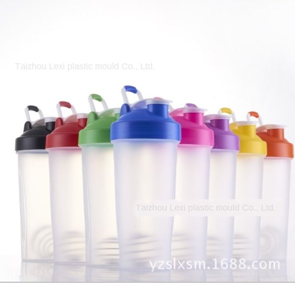 

600мл портативный фитнес-качалку чашки с порошковым масштабом белка молока чашкой чайника большой емкости спортивного чайником