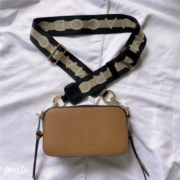 

2020 new single shoulder zipper camera bag women's wide shoulder strap crossbite star small square bag