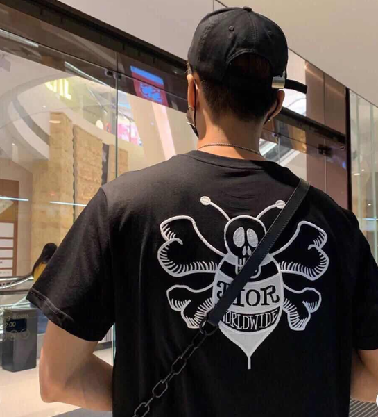 

embroidered bee designer tshirts men women brand tees luxury shirt short sleeve fashion streetwear designer hoodie fashion outfit 20071704l, White